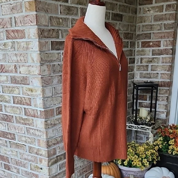 NWT Warm Orange High-Neck Sweater, Size XL - Picture 6 of 11